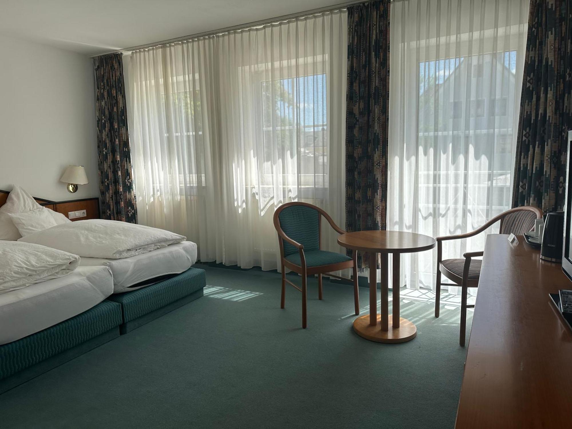 St Hotel Reichertshofen ภายนอก รูปภาพ