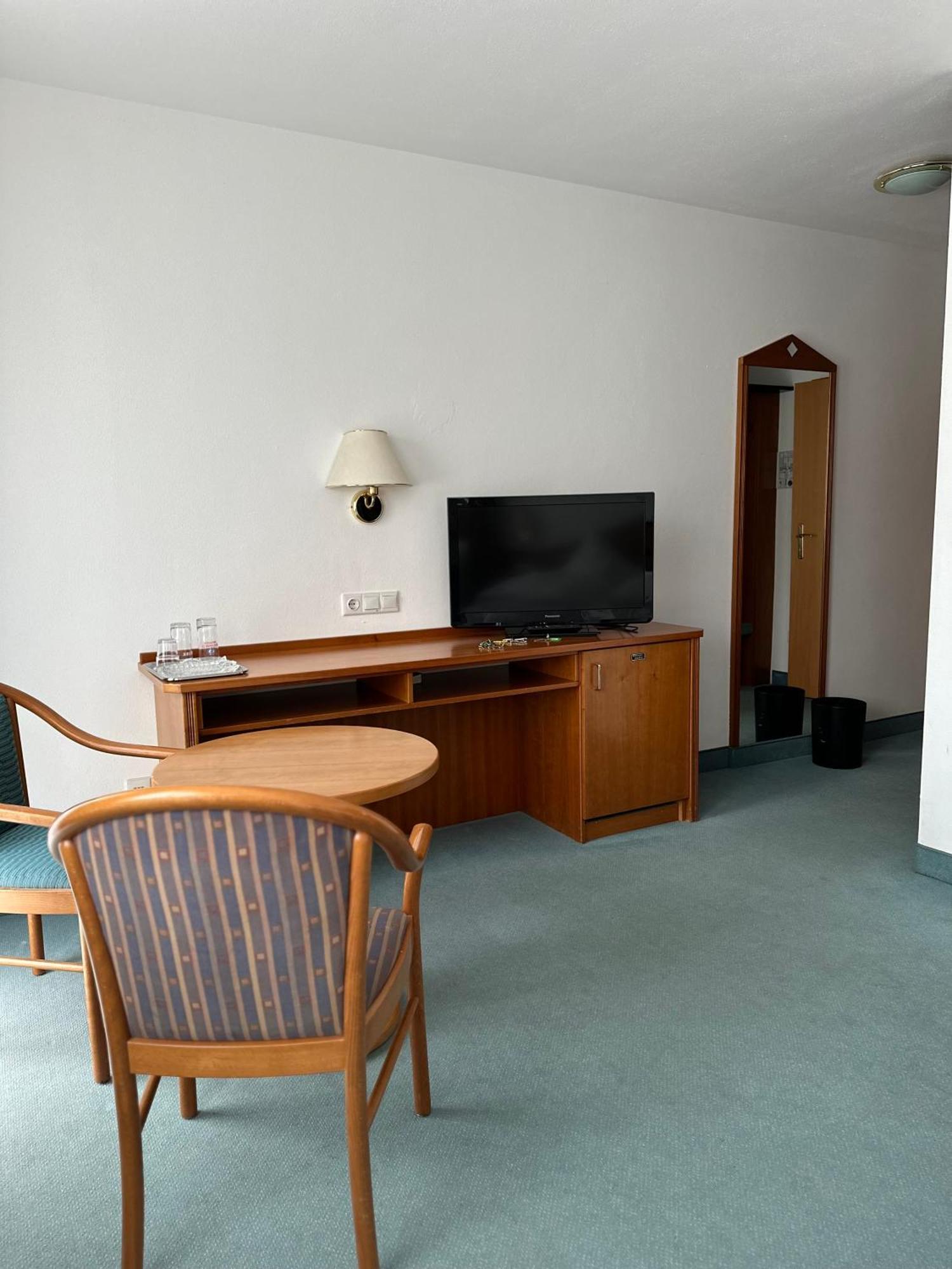 St Hotel Reichertshofen ภายนอก รูปภาพ